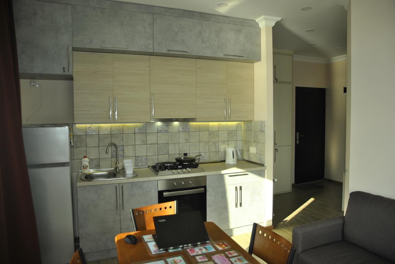 The View Apartment Makhindzsauri Kültér fotó