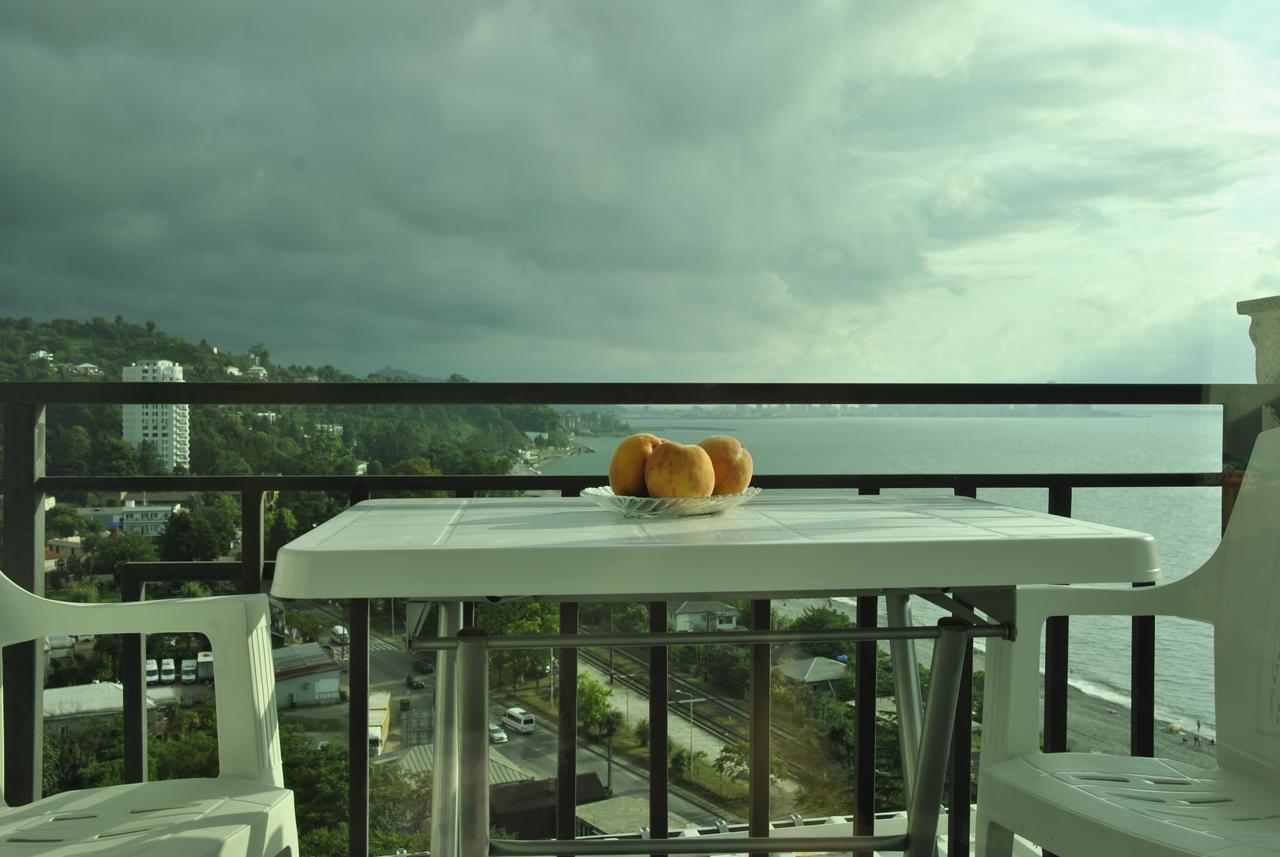 The View Apartment Makhindzsauri Kültér fotó