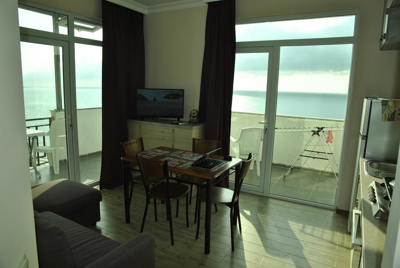 The View Apartment Makhindzsauri Kültér fotó